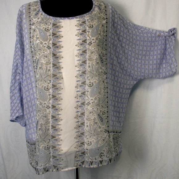 Loose & Flowy Sheer Blouse - Picture 2 of 5